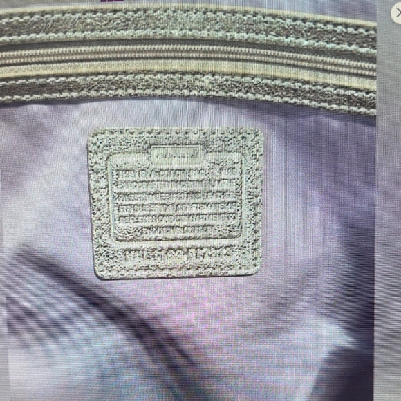 Coach Vintage Multicolor Plaid With Middle Pocket Kisslock Closure - Picture 9 of 16